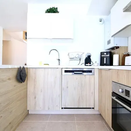 Apartman Le Newport *